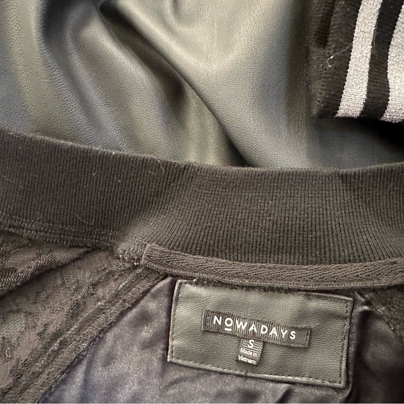 Nowadays | Lace & faux leather bomber jacket | size S | black & silver - Picture 5 of 7
